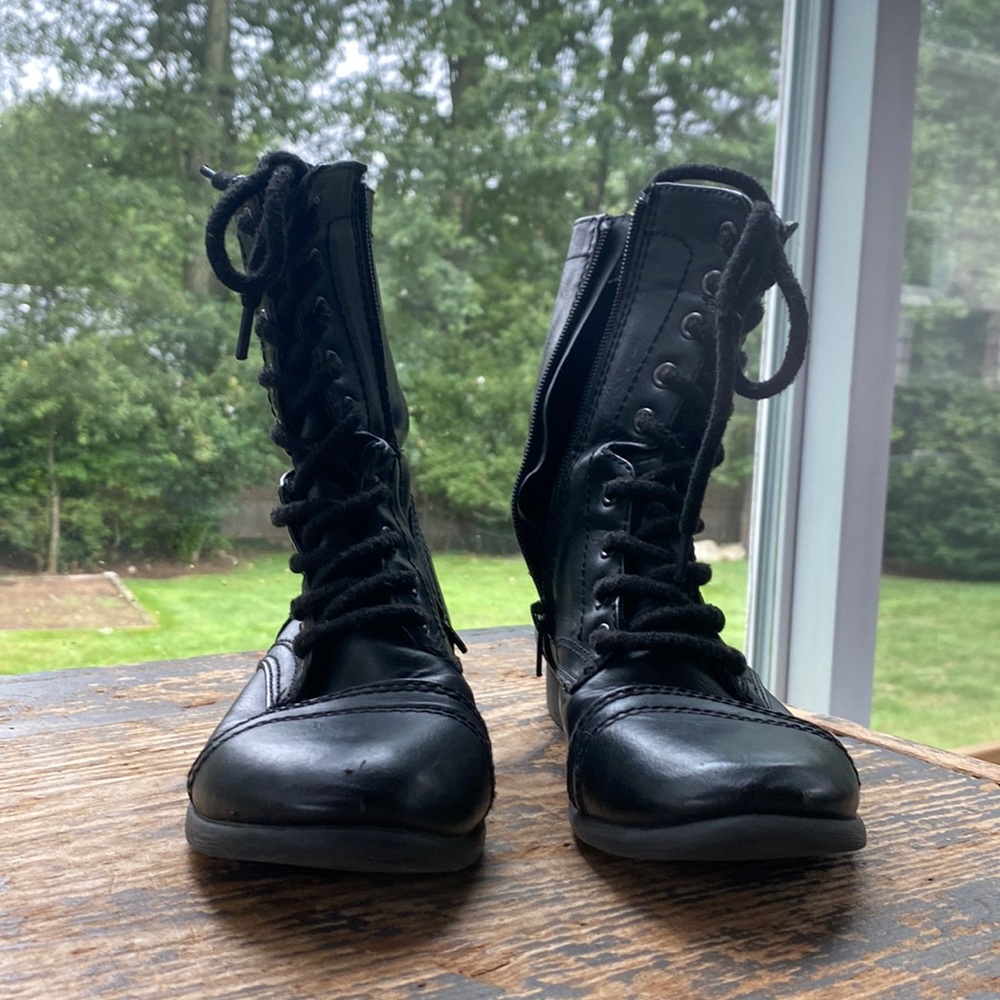 Black Womens’ Combat Boots